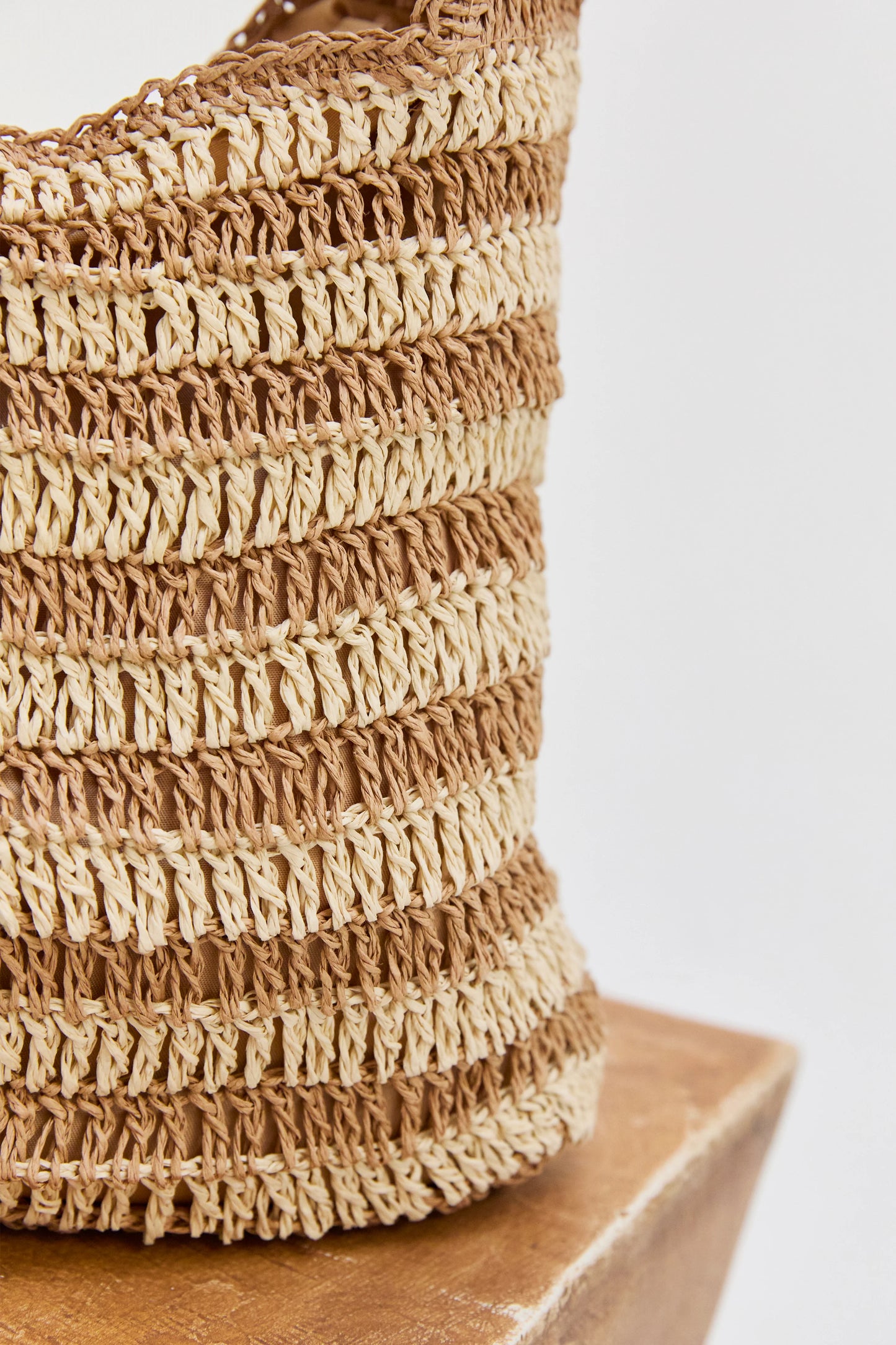 Erin Striped Weave Bag in Tan+Cream
