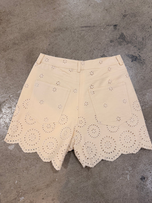 Eyelet Scalloped Hem Shorts in Cream