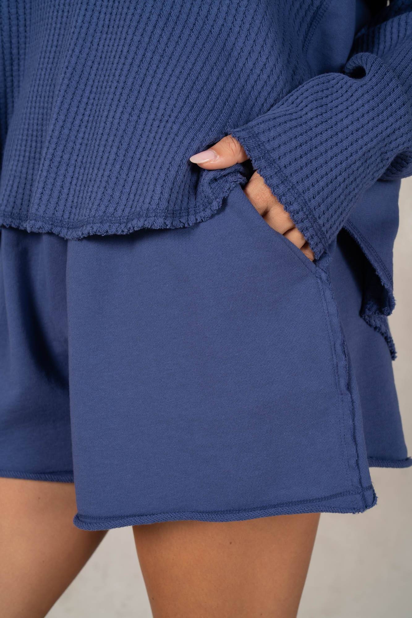 Sweat Shorts in Iris Blue