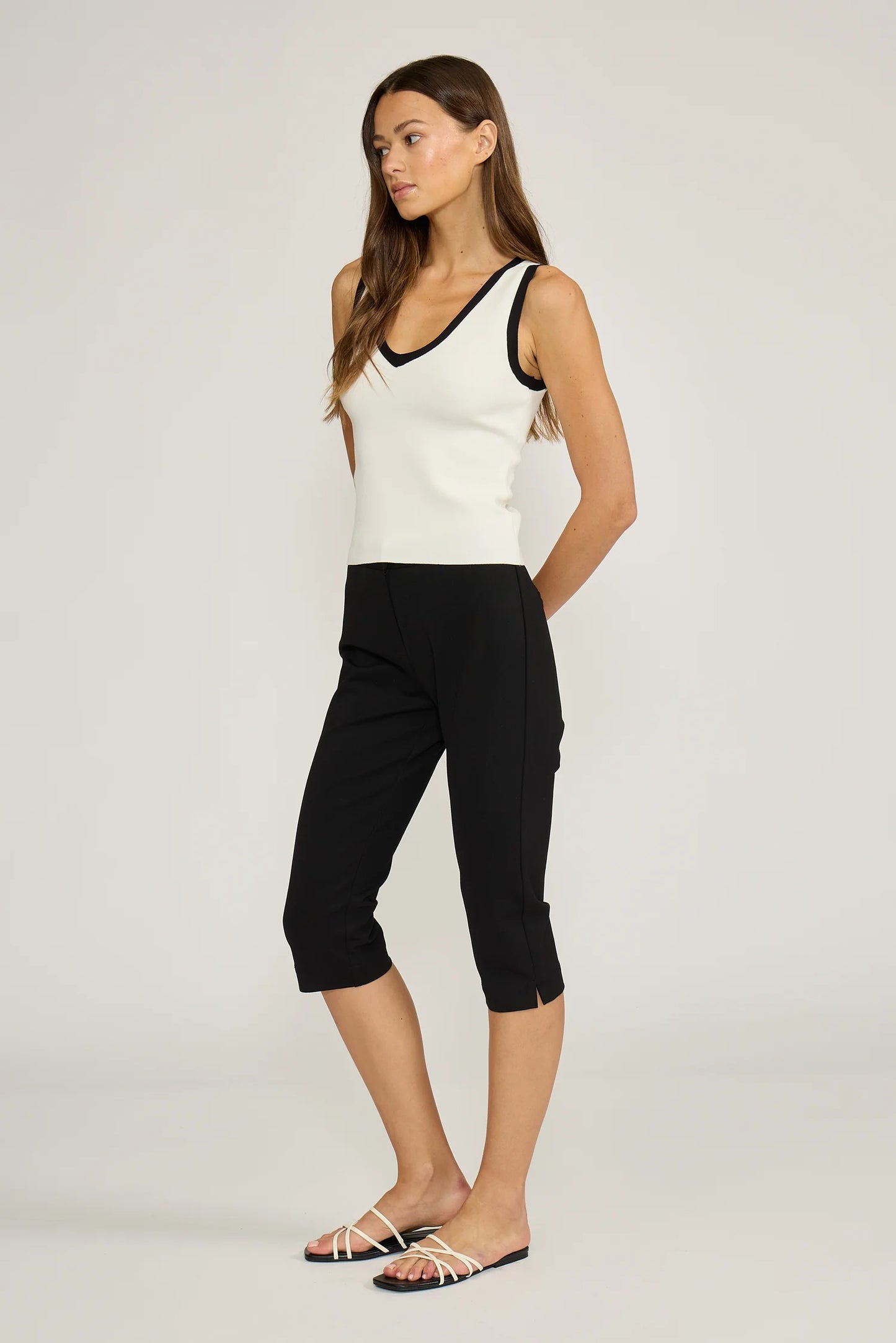 Nancy V-Neck Knit Top