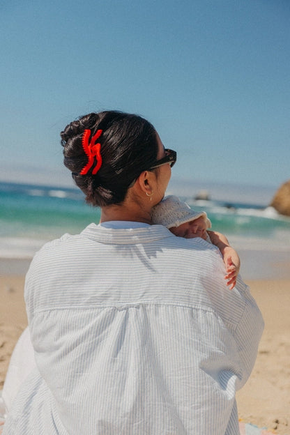 KAXI Midi Wavy Hair Clip