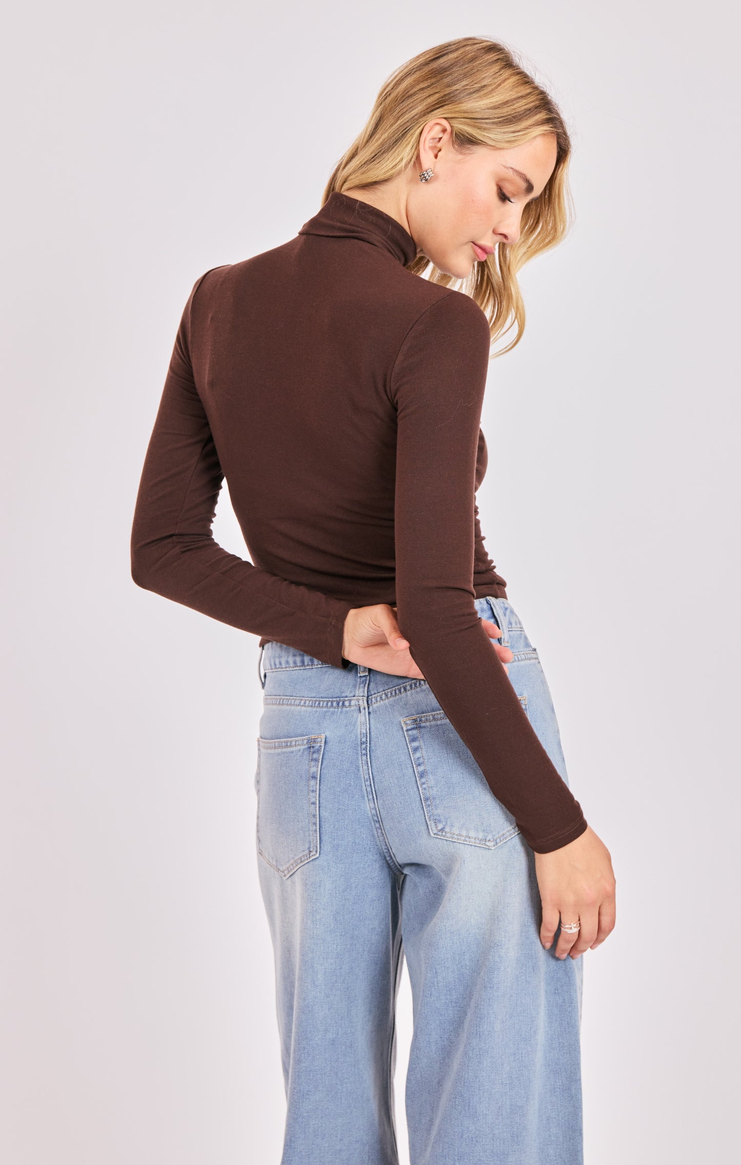 Coralie Long Turtleneck
